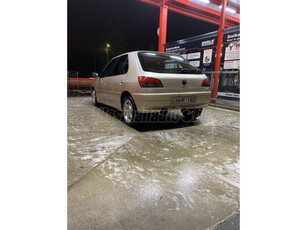 PEUGEOT 306 1.4 XR