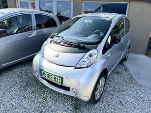 PEUGEOT ION Active CVT 2KULCS.KLÍMA. SZERVIZKÖNYV