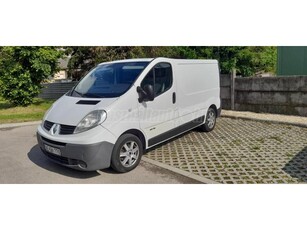 RENAULT TRAFIC 2.0 dCi L1H1 Authentique