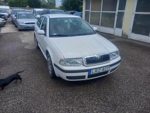 SKODA OCTAVIA 1.6 Ambiente