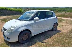 SUZUKI SWIFT 1.3 GLX CD AC