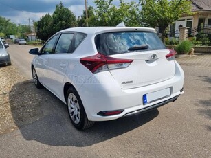 TOYOTA AURIS 1.6 D-4D Active Trend ÜLÉSFŰTÉS! SÁVTARTÓ! TEMPOMAT!