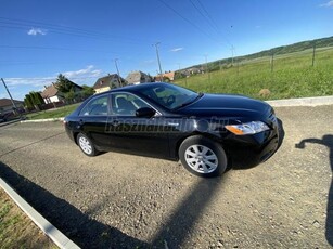 TOYOTA CAMRY 2.4 Hybrid (Automata)