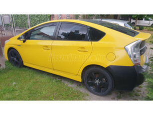 TOYOTA PRIUS 1.8 HSD Sol NAVI (Automata)