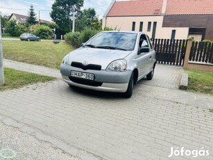 Toyota Yaris 1.0 Benzin!// igényes!