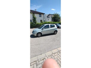 TOYOTA YARIS 1.3 Sol