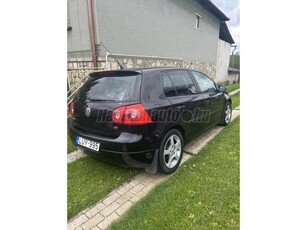 VOLKSWAGEN GOLF V 1.6 Trendline Gazdaságos LPG