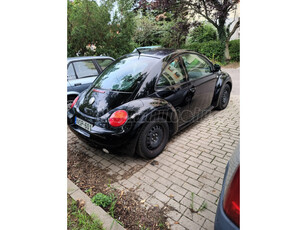 VOLKSWAGEN NEW BEETLE 2.0