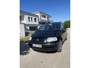 VOLKSWAGEN SHARAN 1.9 PD TDI Highline Tiptronic ic FRISS MŰSZAKIVAL !!!