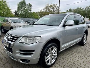 VOLKSWAGEN TOUAREG 3.0 V6 TDI Tiptronic ic R-LINE/XENON/NAVIGÁCIÓ/DIGIT KLÍMA/ALUFELNI/VONÓHOROG!