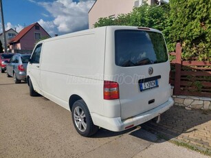 VOLKSWAGEN TRANSPORTER T5 1.9 TDI