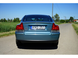 VOLVO S60 2.4 D Momentum