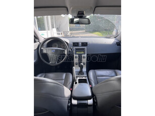 VOLVO V50 2.0 Kinetic