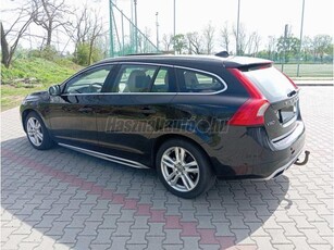 VOLVO V60 2.4 D [D6] PHEV AWD Summum Geartronic ZÖLD RENDSZÁMOS