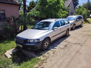 VOLVO V70 2.4 D