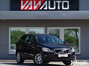 Volvo XC60 2.4 D [D5] Momentum Geartronic 1.TUL...