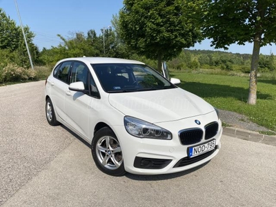 BMW 218i Advantage