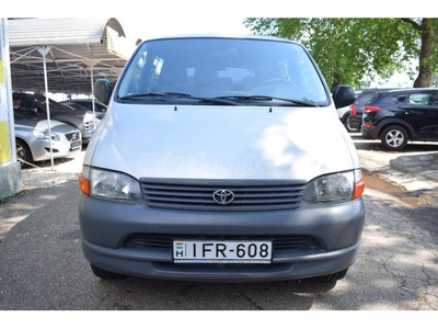 TOYOTA HI-ACE Hiace 2.5 D4-D Combi 6 személy/ 2. tulajdonostól/ 2 év műszaki/Valós km