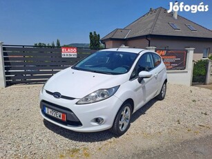 Ford Fiesta 1.4 Titanium Nagyon Megkímélt.Rozsd...