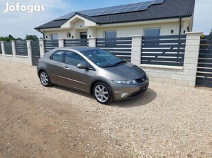 Honda Civic 1.8 Sport