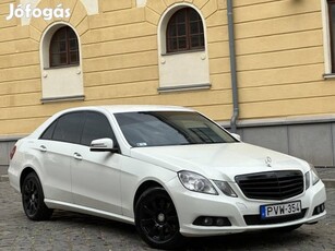 Mercedes-Benz E 220 CDI Blueefficiency Avantgar...