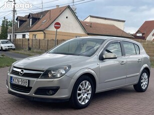 Opel Astra H 1.6 Optima