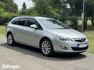 Opel Astra J Sports Tourer 1.4 T Start-Stop Cos...