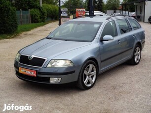 Skoda Octavia Combi 1.9 PD TDi Elegance DSG BI-...