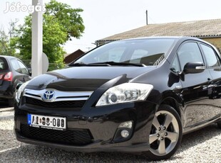 Toyota Auris 1.8 HSD Sol (Automata) R17 ALU - T...