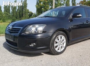 Toyota Avensis Wagon 2.2 D-4D Sol