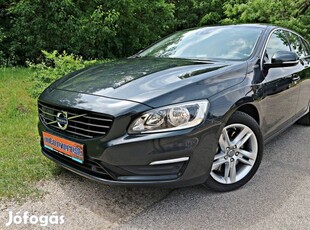 Volvo V60 2.4 D [D6] Phev AWD Summum Geartronic...