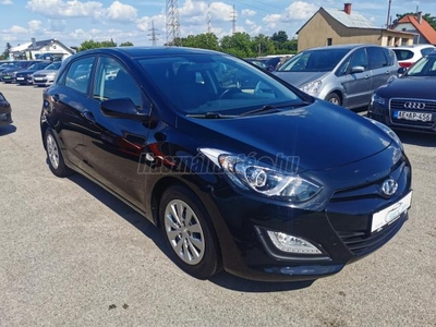 HYUNDAI I30 1.4i Comfort PDC.BLUETOOTH.MULTIKORMÁNY.KLÍMA