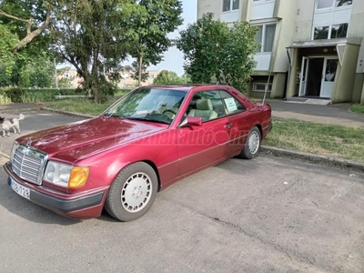 MERCEDES-BENZ 300 CE-24