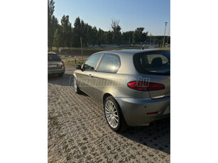 ALFA ROMEO 147 1.9 JTD 16V Distinctive