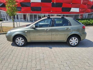 CHEVROLET LACETTI 1.4 16V Elite AC