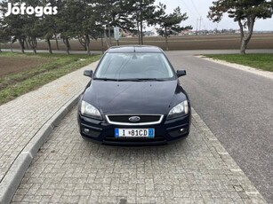 Ford Focus 1.6 TDCi Titanium DPF Ritka Szép ÁLL...