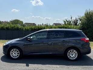 FORD FOCUS 1.6 Ti-VCT Titanium 3 ÉV GARANCIA/ALUFELNI/ÜLÉSFŰTÉS/VONÓHOROG/SZÍVÓBENZINES 125 LE