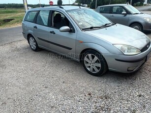 FORD FOCUS 1.8 TDCi Ghia