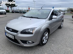 Ford Focus Coupe Cabriolet 2.0 TDCi Titanium bő...