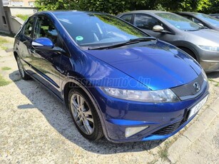 HONDA CIVIC 1.8 Sport Special Edition GT. Navi. Félbőr. T.radar. Tempomat. Alufelni. V.horog