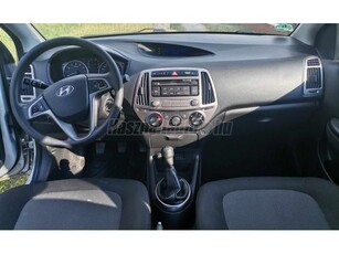 HYUNDAI I20 1.25 Color limited edition