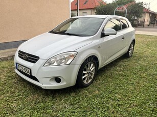 KIA CEE'D Pro1.4 EX