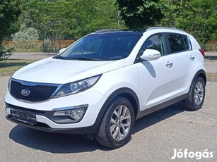 KIA Sportage 1.6 GDI FIFA Prémium Panorámatetős!