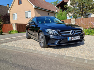 MERCEDES-BENZ C 180 T 9G-TRONIC