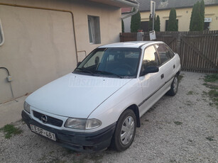 OPEL ASTRA F 1.4 GL