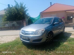 OPEL ASTRA H 1.4 Cosmo