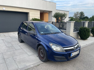 OPEL ASTRA H 1.4 Elegance