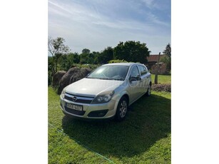 OPEL ASTRA H 1.4 Essentia