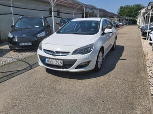 OPEL ASTRA J Sports Tourer 1.4 T Cosmo Magyarországi 2013-as model