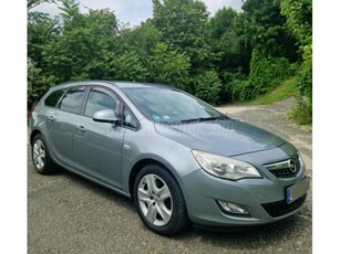 OPEL ASTRA J Sports Tourer 1.7 CDTI Selection